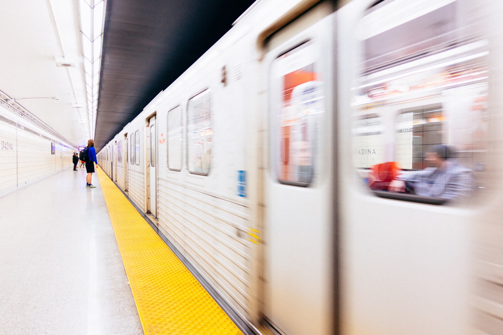 Toronto subway leaving the station