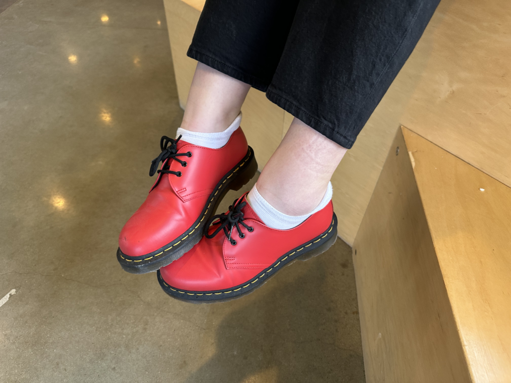 Picture of Dr. Martens 1461 Oxford red.