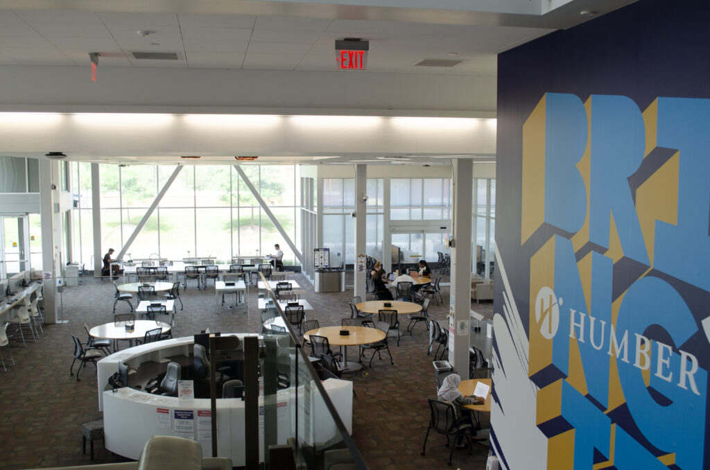 A birds eye view of the Lakeshore Learning Commons at L building which features the available seating areas for studying. 