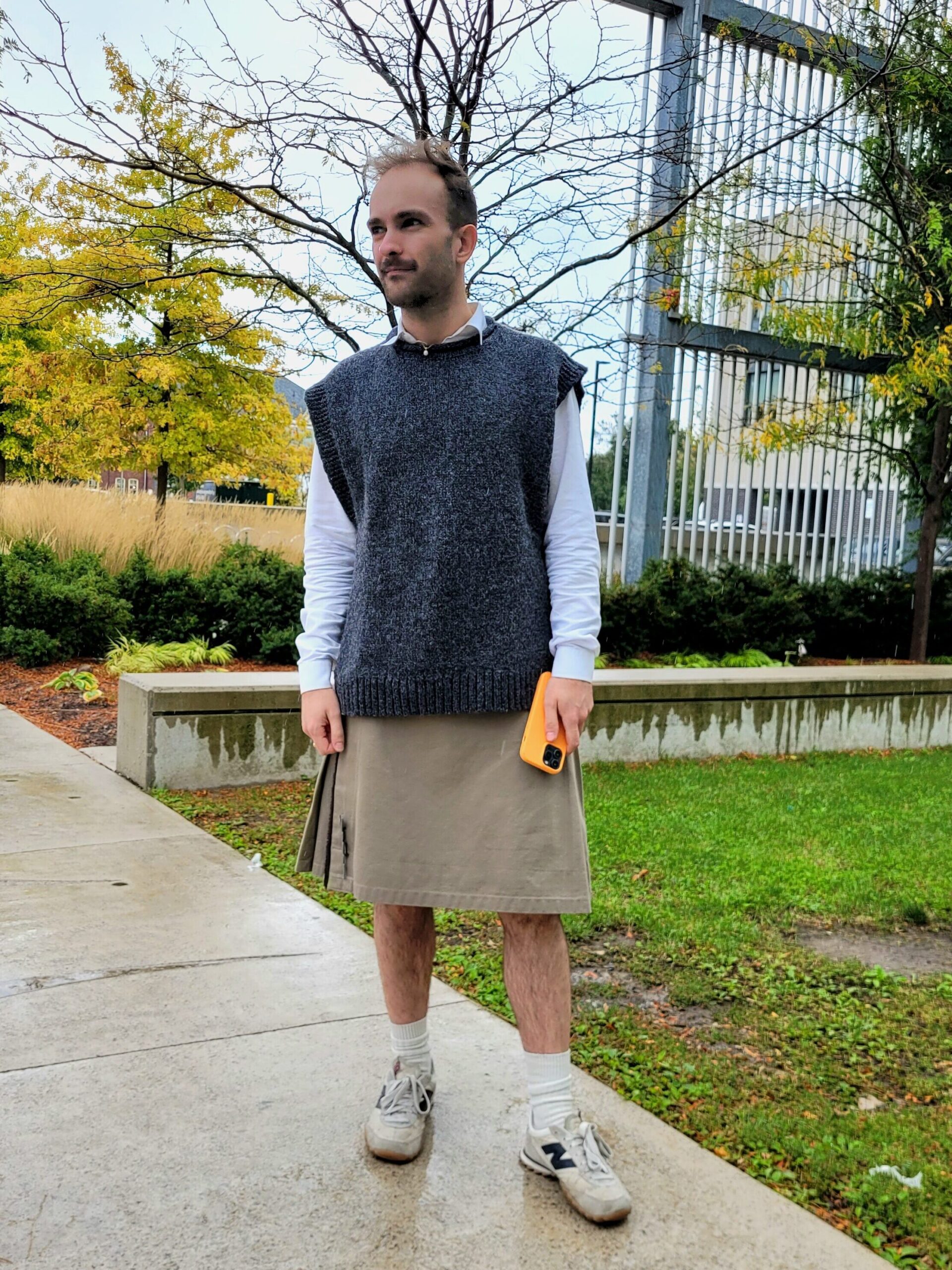 Genderless fashion and men skirts