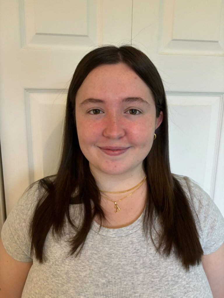 Head shot of Isabel Anderson.