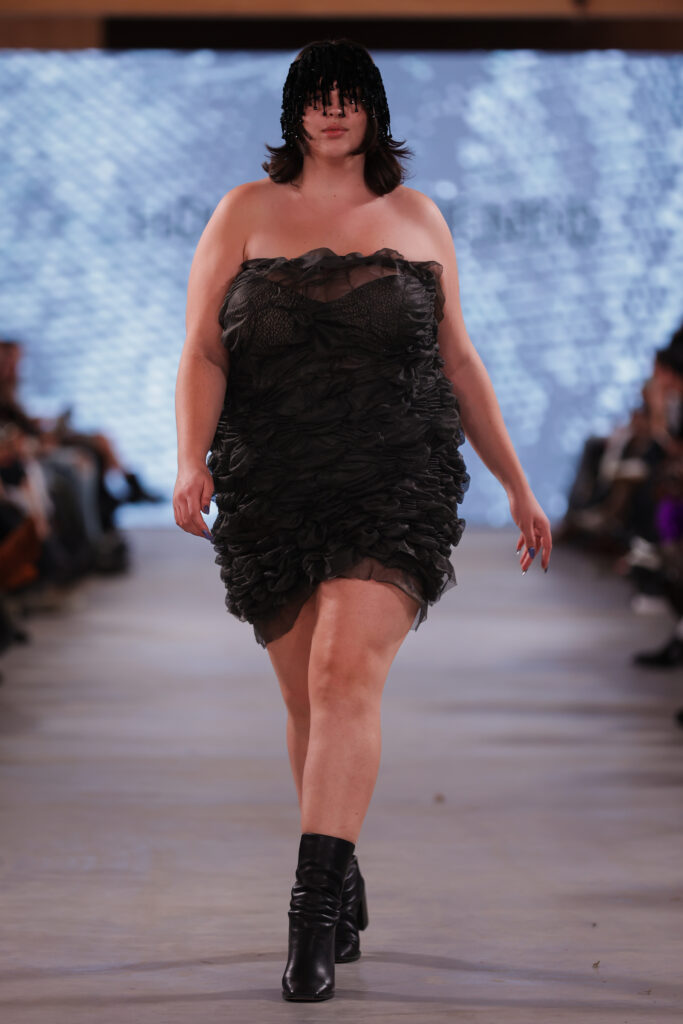 Model Emily Anne Fullerton walking for House of Hendo fashion brand